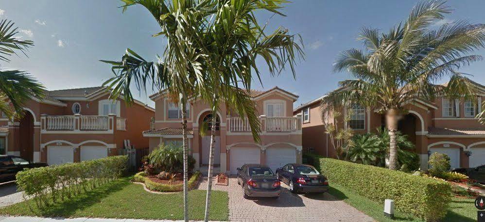 Miami Bed And Breakfast Country Walk Exterior photo